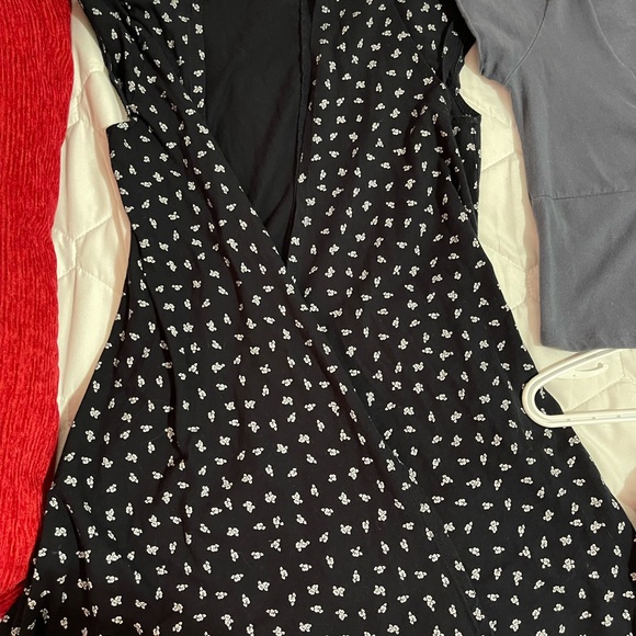 Brandy Melville Items - Picture 5 of 6